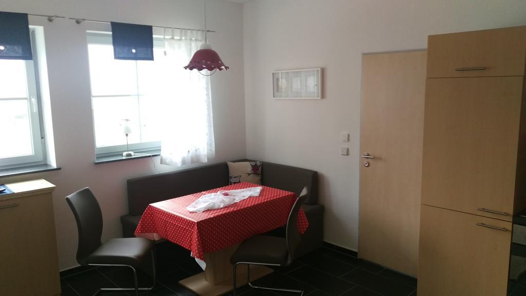 Ferienwohnung Am Alten Forsthaus Neuenbau Exterior foto